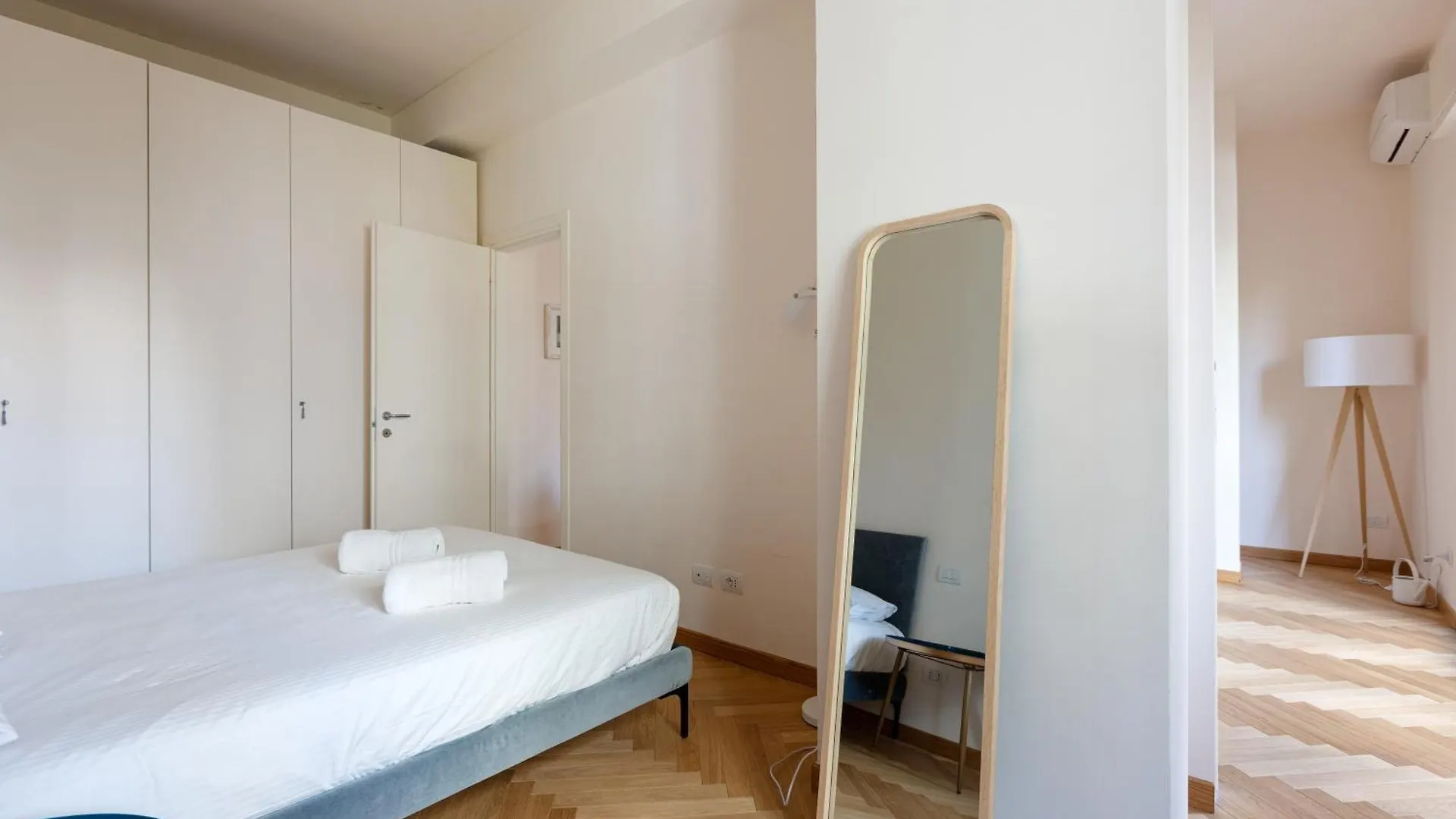 Piola M2 - Walking On The Moon Apartment Milan 0*,  Italie